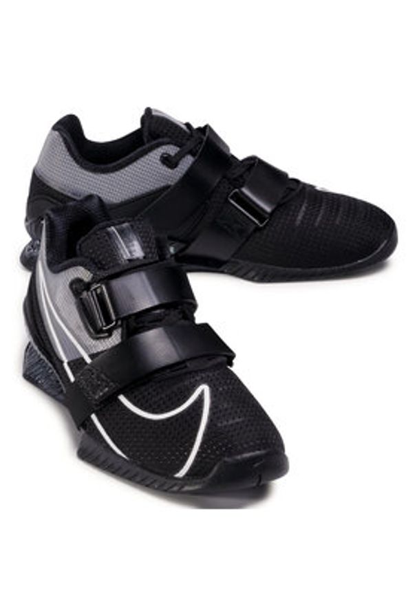 Nike Buty na siłownię Romaleos 4 CD3463 010 Czarny. Kolor: czarny. Materiał: materiał. Sport: fitness
