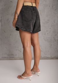 Renee - Czarne Szorty Jeansowe High Waist z Bawełny z Elastycznym Paskiem Tinreia. Okazja: na co dzień. Stan: podwyższony. Kolor: czarny. Materiał: bawełna, jeans. Długość: krótkie. Sezon: lato. Styl: casual #4