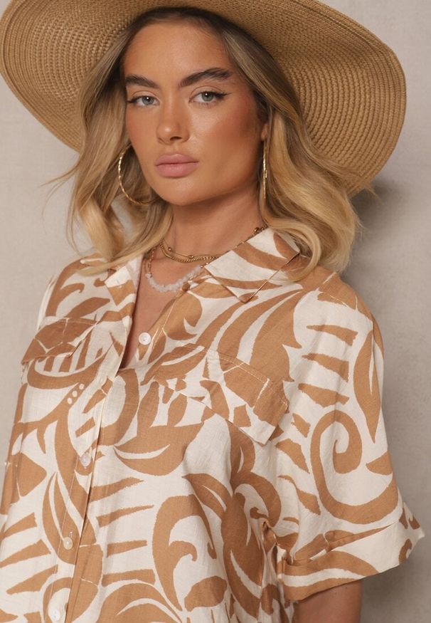 Renee - Brązowa Pudełkowa Sukienka w Typie Koszuli w Liście Liasenna. Kolor: brązowy. Długość rękawa: krótki rękaw. Typ sukienki: koszulowe