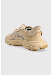 adidas Originals sneakersy OZWEEGO EE6462 kolor beżowy EE6462-BROWN/RED. Nosek buta: okrągły. Zapięcie: sznurówki. Kolor: beżowy. Materiał: guma #4