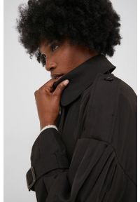 Answear Lab Trencz damski kolor czarny przejściowy dwurzędowy. Kolor: czarny. Styl: wakacyjny #2