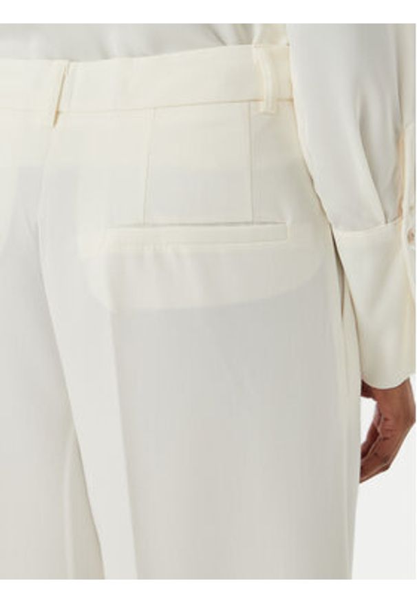 Rinascimento Spodnie palazzo CFC0123671003 Écru Regular Fit. Kolor: kremowy. Materiał: syntetyk