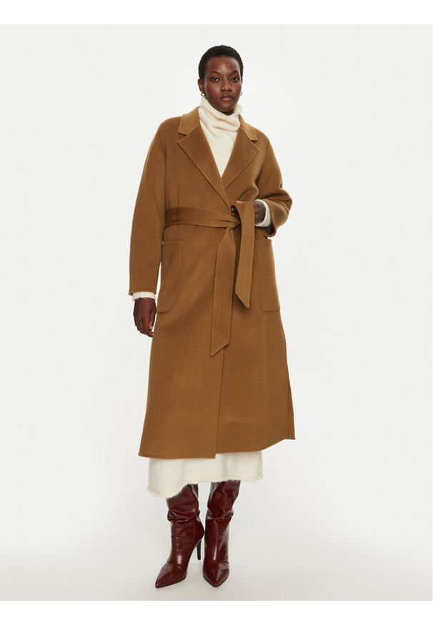 IVY & OAK - IVY OAK Płaszcz wełniany Celia IO111046 Brązowy Loose Fit. Kolor: brązowy. Materiał: wełna