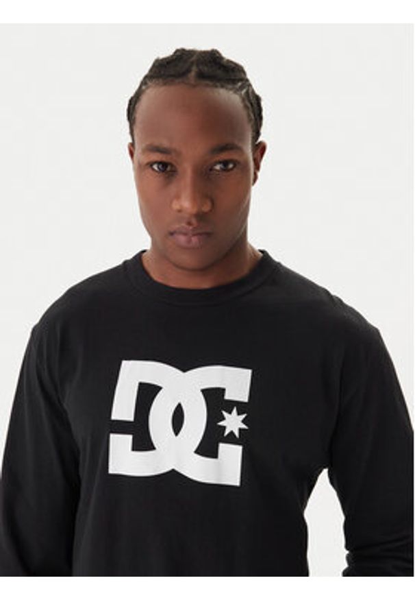 DC Shoes Longsleeve Star ADYZT05372 Czarny Regular Fit. Kolor: czarny. Materiał: bawełna. Długość rękawa: długi rękaw