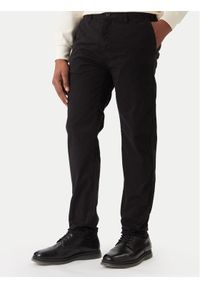 Guess Jeans Chinosy M4YB33 WGB5A Czarny Regular Fit. Kolor: czarny. Materiał: bawełna #1