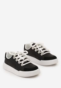 Born2be - Czarne Sneakersy Wonaria. Nosek buta: okrągły. Kolor: czarny. Materiał: zamsz, skóra ekologiczna. Szerokość cholewki: normalna. Obcas: na płaskiej podeszwie #4