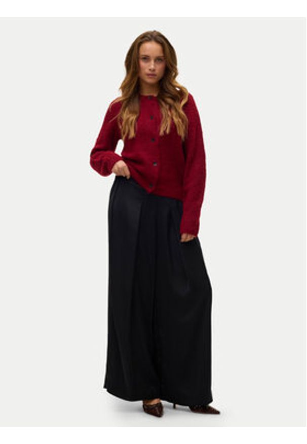 Vero Moda Kardigan Novah 10320496 Czerwony Regular Fit. Kolor: czerwony. Materiał: syntetyk