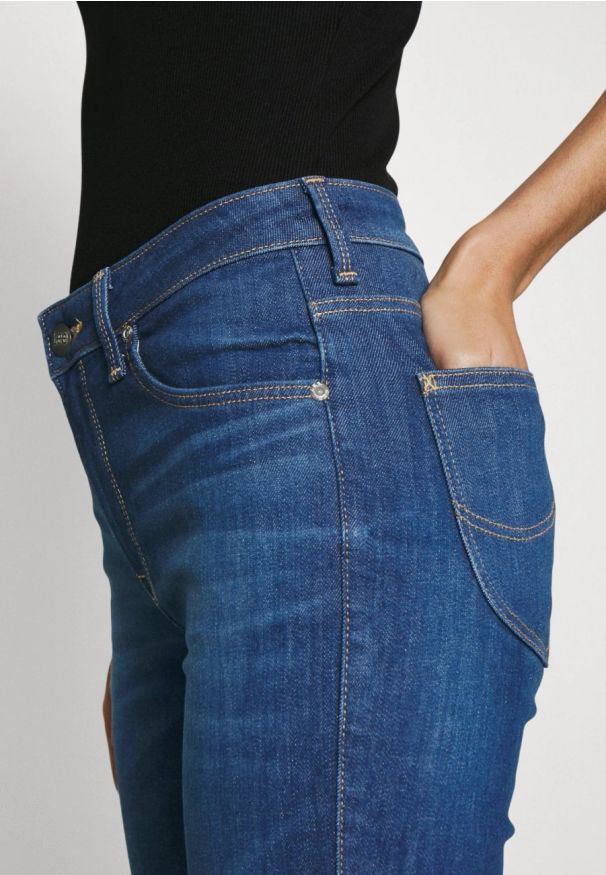 Lee - LEE DAMSKIE SPODNIE JEANSOWE LEE SCARLETT HIGH NIGHT SKY L626GUD38 112338320