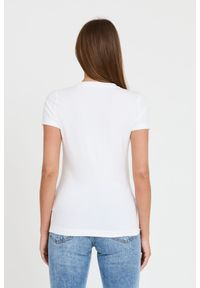 Guess - GUESS Biały t-shirt Floral Triangle Tee. Kolor: biały