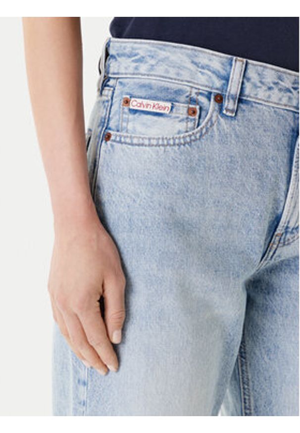 Calvin Klein Jeans Jeansy Signature 90s LV147C700G Niebieski Straight Fit. Kolor: niebieski