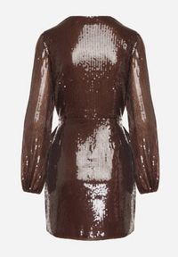 Born2be - Brązowa Cekinowa Sukienka o Kopertowym Kroju z Wiązaniem w Talii Eprelle. Okazja: na imprezę. Kolor: brązowy. Długość rękawa: długi rękaw. Wzór: aplikacja, gładki. Typ sukienki: kopertowe. Styl: elegancki #5