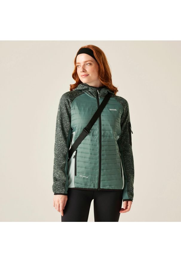 Regatta - Kurtka damska hybrydowa Newhill. Kolor: niebieski. Materiał: dzianina, puch. Wzór: melanż. Sport: turystyka piesza