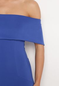 Born2be - Granatowa Klasyczna Dopasowana Sukienka z Wywiniętym Dekoltem Luvlia. Okazja: na spacer, na randkę. Kolor: niebieski. Materiał: tkanina. Wzór: gładki. Typ sukienki: proste. Styl: klasyczny #3