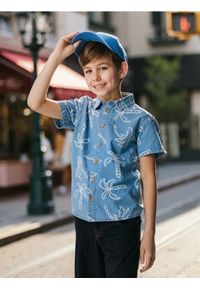 Sinsay - Koszula z lekkiego jeansu z motywem palm - niebieski. Kolor: niebieski. Materiał: jeans #1