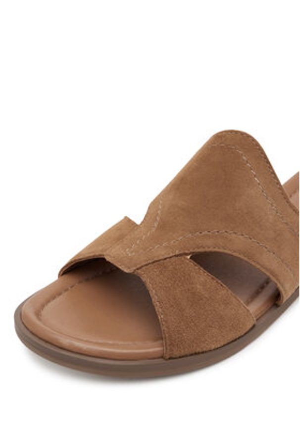 Lasocki Klapki WI23-FOXI-57 Beżowy. Kolor: beżowy. Materiał: zamsz, skóra