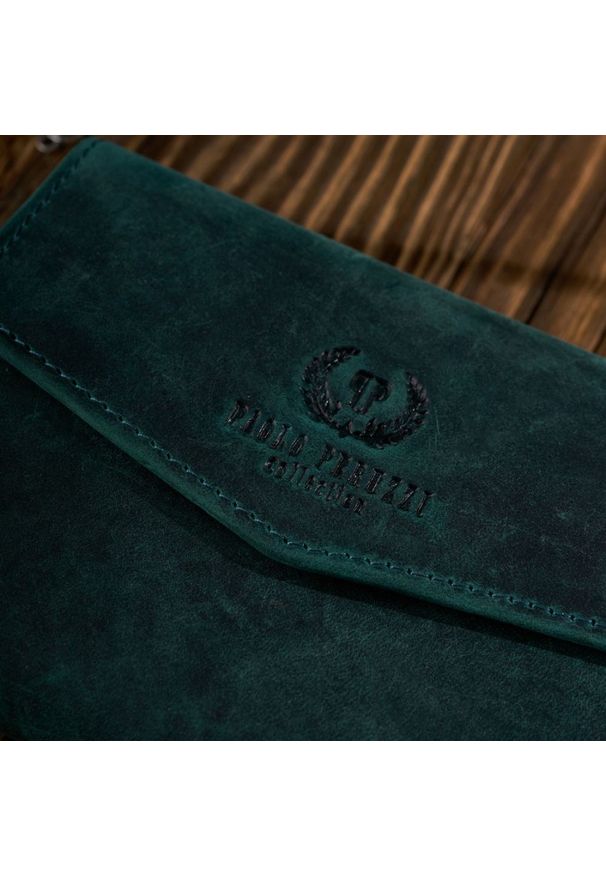 Portfel damski skórzany PAOLO PERUZZI zielony T-35-GR. Kolor: zielony. Materiał: skóra