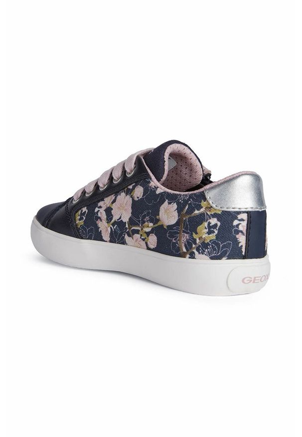 Geox buty dziecięce kolor granatowy. Nosek buta: okrągły. Zapięcie: rzepy. Kolor: niebieski. Materiał: guma