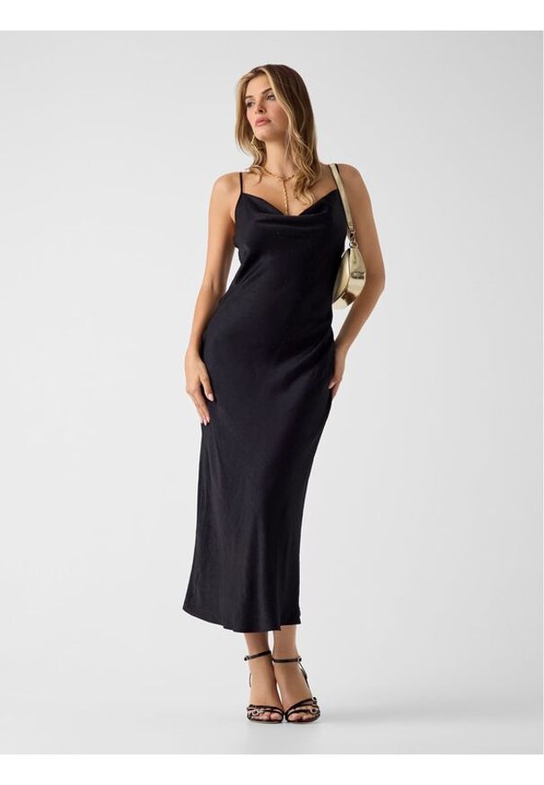 Guess Sukienka codzienna 180182 Czarny Classic Fit. Okazja: na co dzień. Kolor: czarny. Typ sukienki: proste. Styl: casual