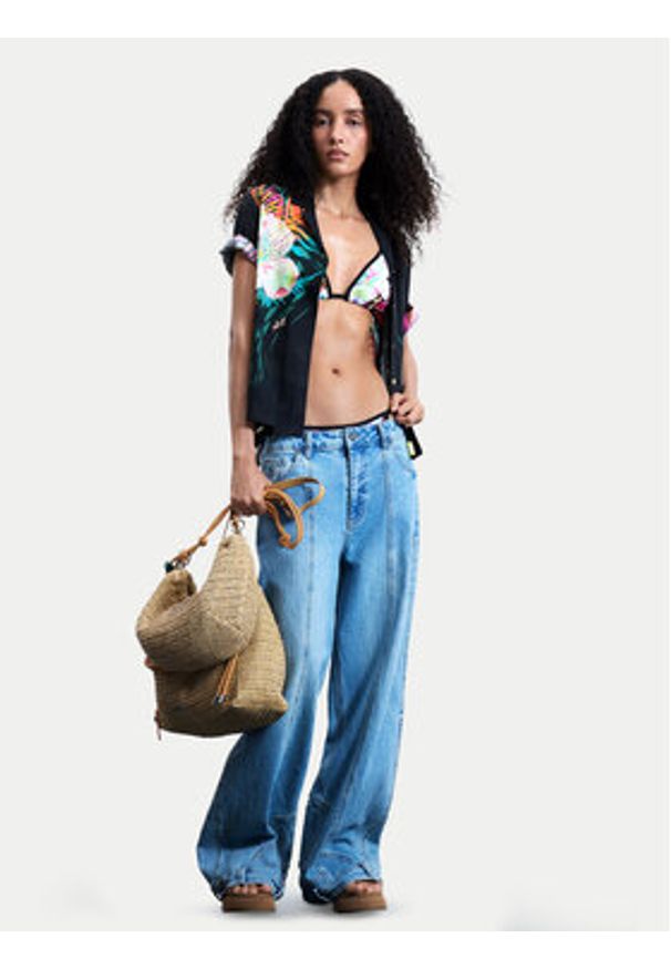 Desigual Koszula Daikiri 26SWCW36 Czarny Regular Fit. Kolor: czarny. Materiał: wiskoza