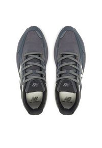 New Balance Sneakersy UTRN7WP Szary. Kolor: szary. Materiał: materiał #2