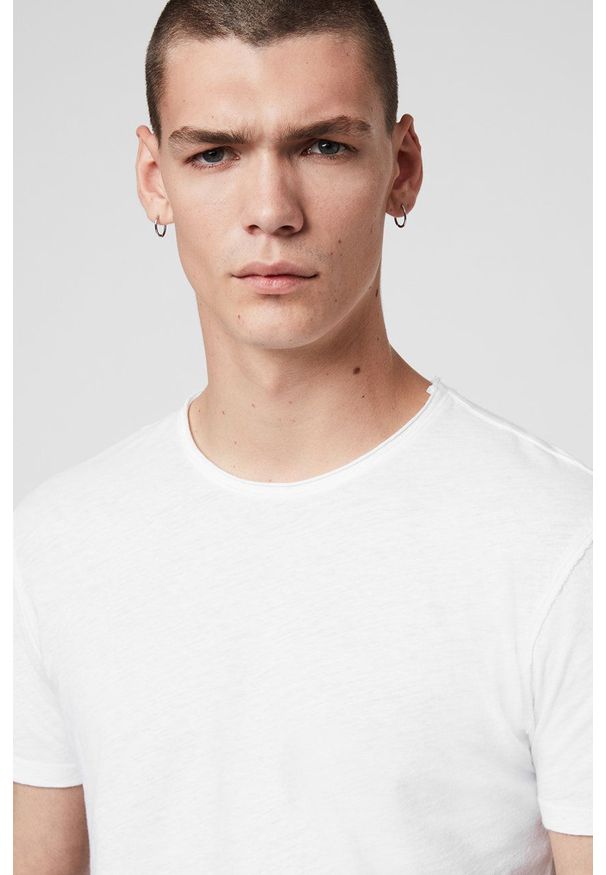 AllSaints - T-shirt Figure Crew. Okazja: na co dzień. Kolor: biały. Materiał: dzianina. Wzór: gładki. Styl: casual