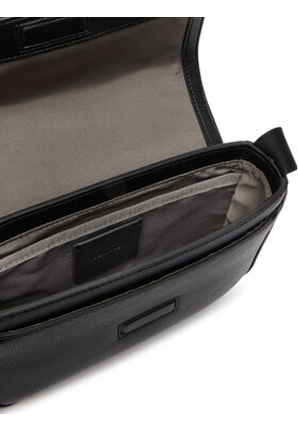 Calvin Klein Torebka Raised Small Flap Messenger LV04D3327G Czarny. Kolor: czarny. Materiał: skórzane