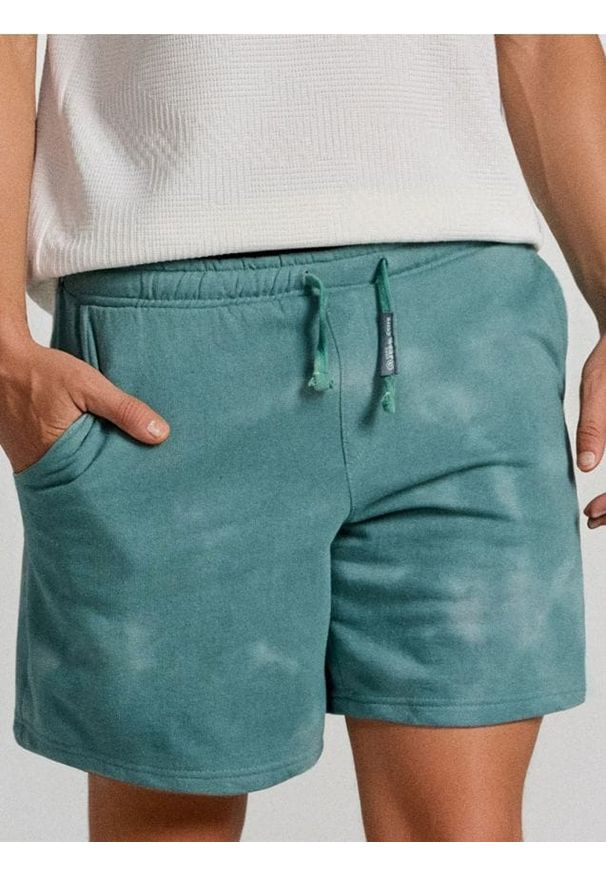 Sinsay - Luźne szorty wiązane w talii - zielony. Kolor: zielony
