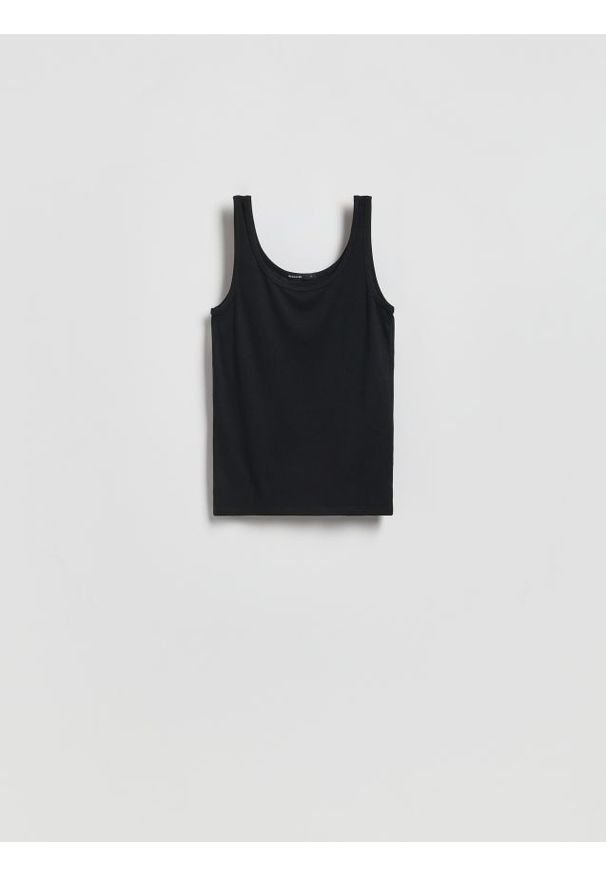 Reserved - Gładki top z wiskozą - czarny. Kolor: czarny. Materiał: wiskoza. Wzór: gładki