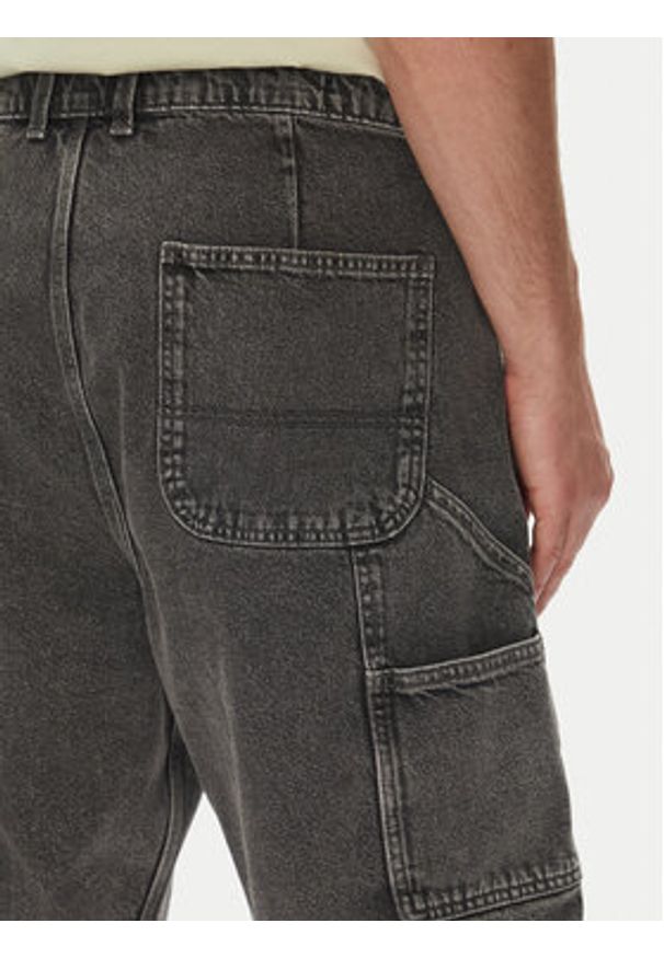 Jack & Jones Szorty jeansowe Alex 12273238 Szary Baggy Fit. Kolor: szary. Materiał: bawełna