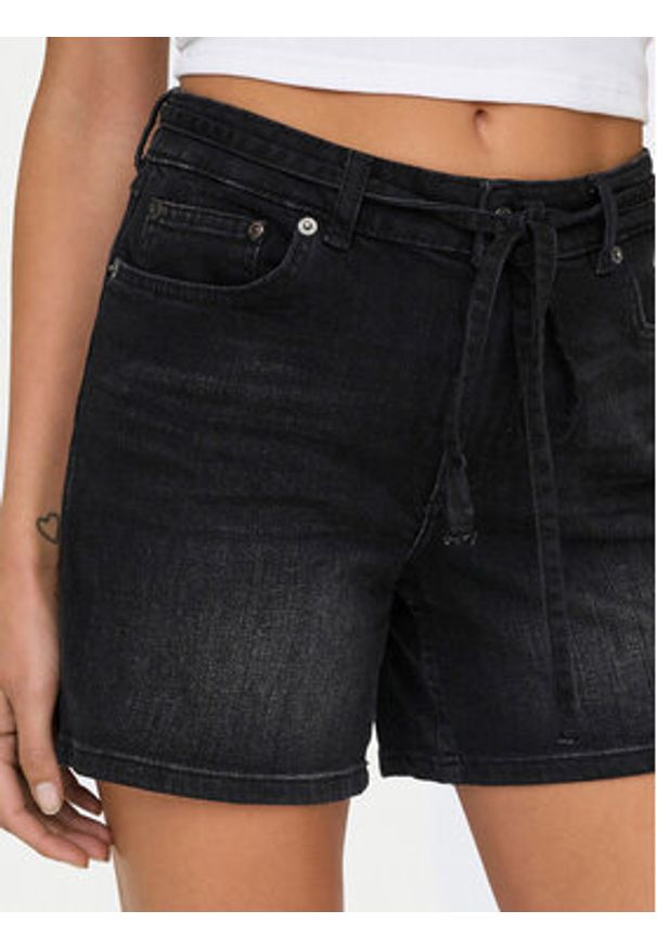 only - ONLY Szorty jeansowe Gianna 15340706 Czarny Regular Fit. Kolor: czarny. Materiał: bawełna