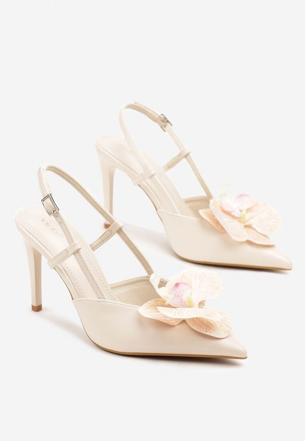 Renee - Beżowe Sandały na Szpilce Vices Slingback z Kwiatem 3D Koviano. Okazja: na imprezę. Zapięcie: sprzączka. Kolor: beżowy. Wzór: kwiaty. Obcas: na szpilce. Styl: elegancki, klasyczny