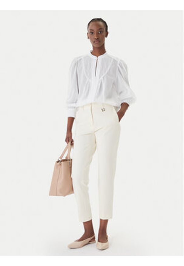 JOOP! Bluzka Bionda 30102139 Biały Regular Fit. Kolor: biały. Materiał: bawełna