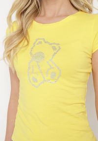 Born2be - Żółty T-shirt Bawełniany Ozdobiony Cyrkoniami Heronia. Okazja: na co dzień. Kolor: żółty. Materiał: bawełna. Długość rękawa: krótki rękaw. Długość: krótkie. Wzór: aplikacja. Styl: casual, sportowy #4