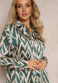 Renee - Ciemnozielona Koszula Ozdobiona Wzorem w Nieregularne Paski Ainatta. Kolor: zielony. Wzór: paski, aplikacja