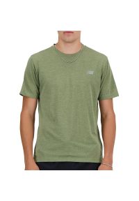 Koszulka New Balance MT41253DEK - zielona. Kolor: zielony. Materiał: materiał, poliester. Sport: fitness