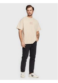 BDG Urban Outfitters T-Shirt 76134006 Beżowy Relaxed Fit. Kolor: beżowy. Materiał: bawełna #4