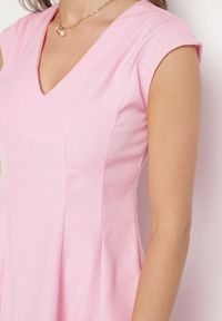 Born2be - Różowa Rozkloszowana Sukienka o Taliowanym Kroju Ellaira. Okazja: na co dzień. Kolor: różowy. Wzór: kolorowy. Styl: casual, elegancki #6