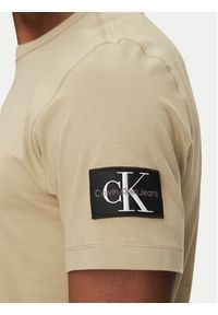 Calvin Klein Jeans T-Shirt J30J323484 Beżowy Regular Fit. Kolor: beżowy. Materiał: bawełna #5
