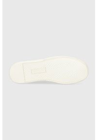 Lauren Ralph Lauren sneakersy skórzane JANELE kolor biały. Nosek buta: okrągły. Zapięcie: sznurówki. Kolor: biały. Materiał: skóra. Obcas: na obcasie. Wysokość obcasa: niski