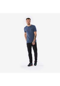 FORCLAZ - Koszulka trekkingowa z krótkim rękawem męska Forclaz Travel 500 Merino. Kolor: niebieski. Materiał: materiał, akryl, wełna. Długość rękawa: krótki rękaw. Długość: krótkie. Sezon: zima, lato #2