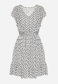 Born2be - Biała Rozkloszowana Sukienka z Bawełny w Kwiaty z Guzikami Ronelle. Okazja: na spacer, na randkę, na co dzień. Kolor: biały. Materiał: bawełna. Wzór: kwiaty. Typ sukienki: proste, rozkloszowane. Styl: elegancki, casual #3