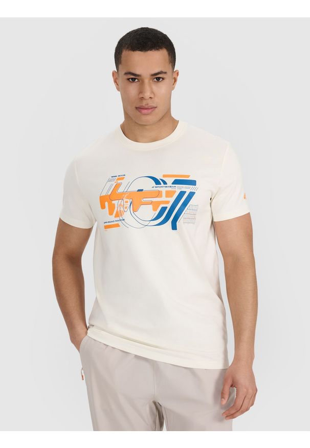 4f - 4F T-shirt regular z nadrukiem męski - beżowy M. Okazja: na co dzień. Kolor: beżowy. Materiał: bawełna, jersey, materiał. Długość rękawa: krótki rękaw. Długość: krótkie. Wzór: nadruk. Styl: sportowy, casual, klasyczny
