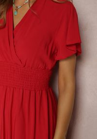 Renee - Bordowa Sukienka z Wiskozy Jadith. Kolor: czerwony. Materiał: wiskoza. Długość rękawa: krótki rękaw. Wzór: gładki. Sezon: lato. Typ sukienki: kopertowe. Długość: mini