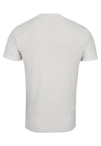 Biały Jednokolorowy T-shirt Męski, Krótki Rękaw -Just Yuppi- Koszulka, BASIC, w Serek, V-neck. Okazja: na co dzień. Typ kołnierza: dekolt w serek. Kolor: biały. Materiał: elastan, bawełna. Długość rękawa: krótki rękaw. Długość: krótkie. Styl: casual #2