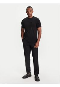 Karl Lagerfeld - KARL LAGERFELD T-Shirt 755038 553235 Czarny Regular Fit. Typ kołnierza: dekolt w karo. Kolor: czarny. Materiał: bawełna