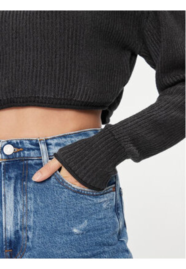 Tommy Jeans Sweter Badge DW0DW16519 Czarny Regular Fit. Kolor: czarny. Materiał: bawełna
