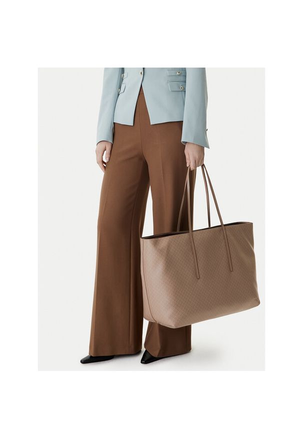 Torebka Calvin Klein. Kolor: beżowy