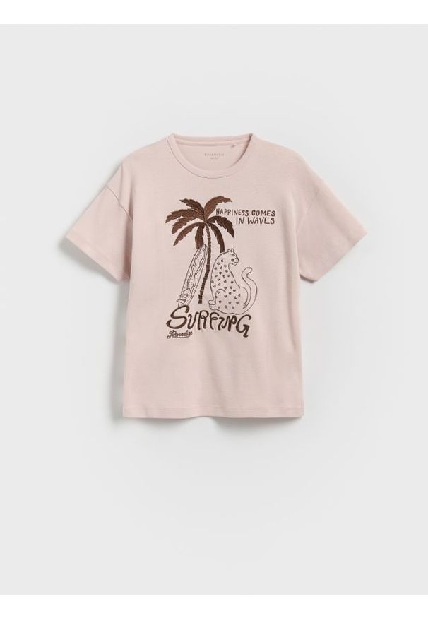 Reserved - T-shirt z haftem i cekinami - pastelowy róż. Kolor: różowy. Materiał: bawełna. Wzór: haft