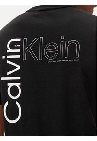 Calvin Klein T-Shirt Angled Back Logo K10K112495 Czarny Regular Fit. Kolor: czarny. Materiał: bawełna