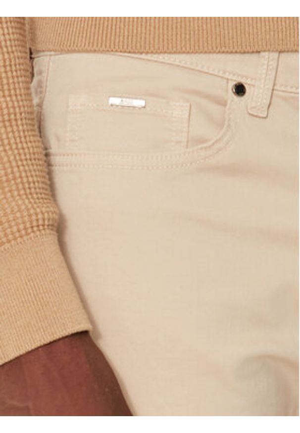 BOSS - Boss Spodnie materiałowe Daelaware3-1-20+ 50440492 Beżowy Slim Fit. Kolor: beżowy. Materiał: bawełna